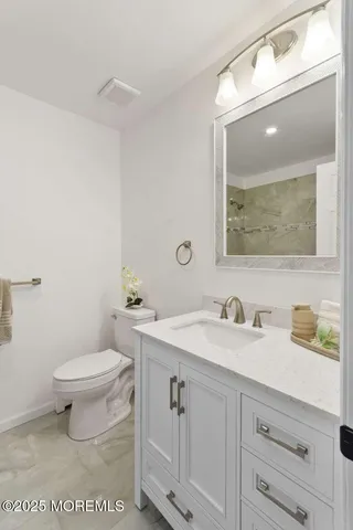 $399,000 | 18 La Terraza Drive, Toms River, NJ 08757