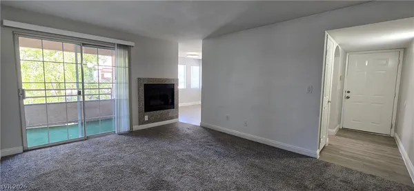 $1,395 | 6500 West Lake Mead Boulevard, Unit 204, Las Vegas, NV 89108