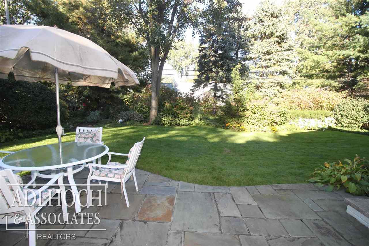 70 Merriweather Road Grosse Pointe Farms, MI 48236 - Photo 33 of 34