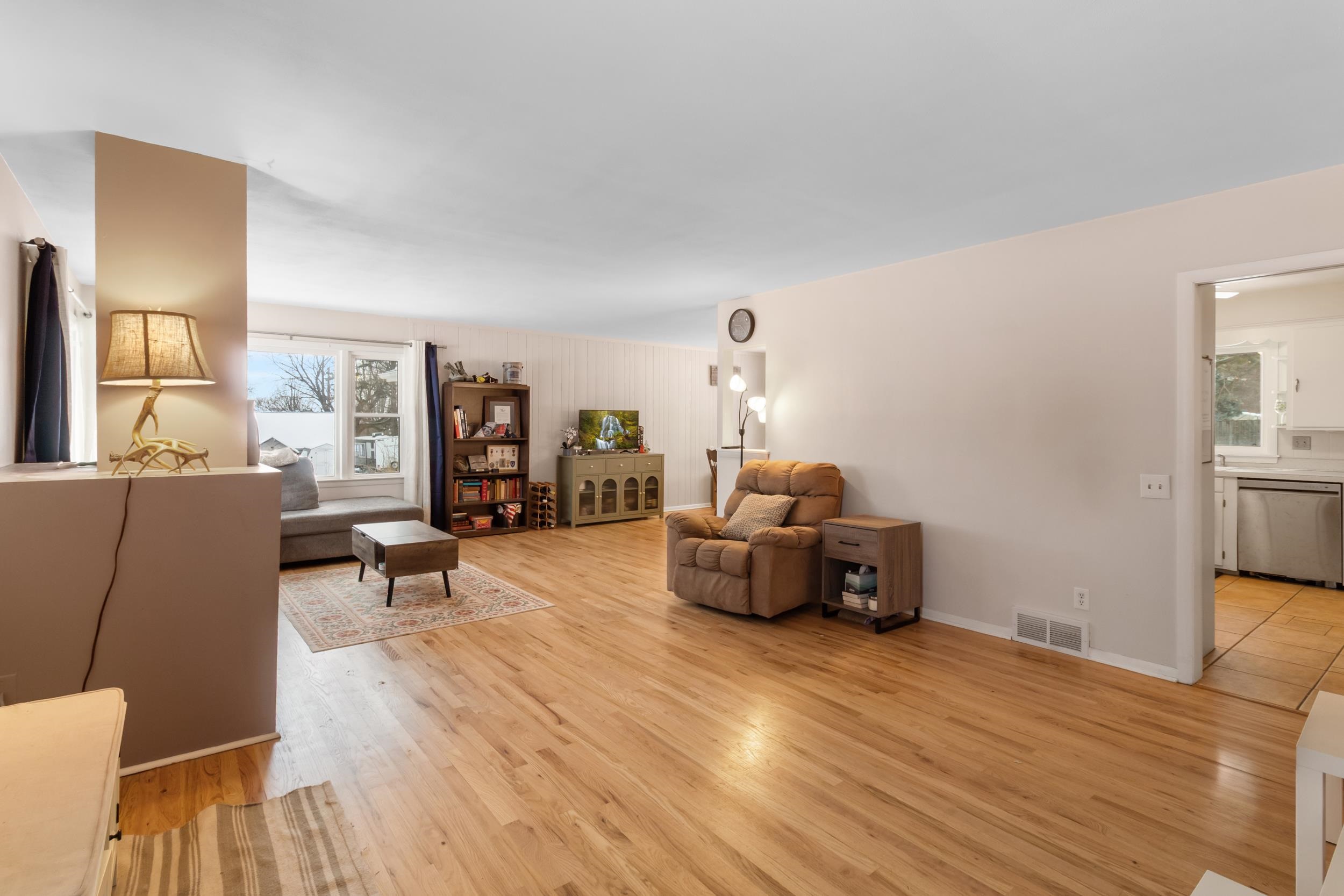 3748 Fairview Drive Madison, WI 53704 - Photo 11 of 48