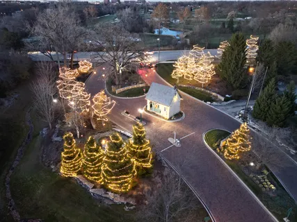 $1,795,000 | 1751 Midwest Club Parkway, Oak Brook, IL 60523