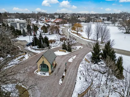 $1,795,000 | 1751 Midwest Club Parkway, Oak Brook, IL 60523