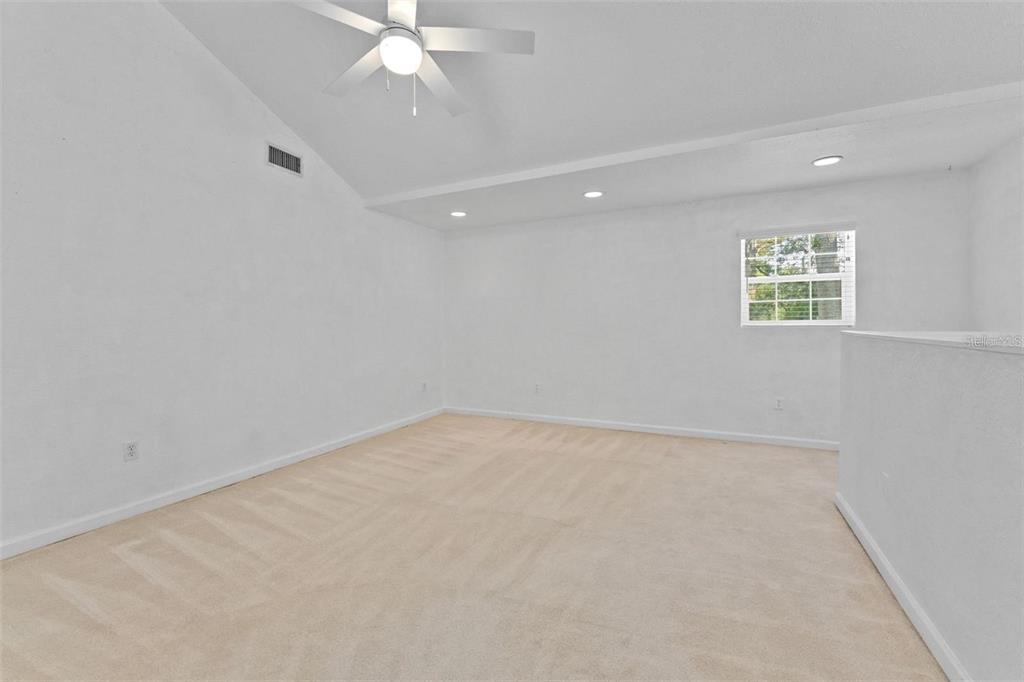 315 Wooten Road Lutz, FL 33548 - Photo 16 of 56