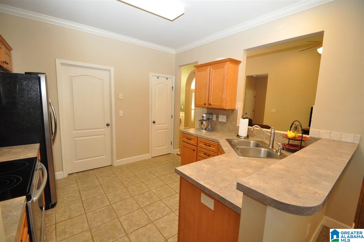 105 Parliament Road Alabaster, AL 35114 - Photo 9 of 16