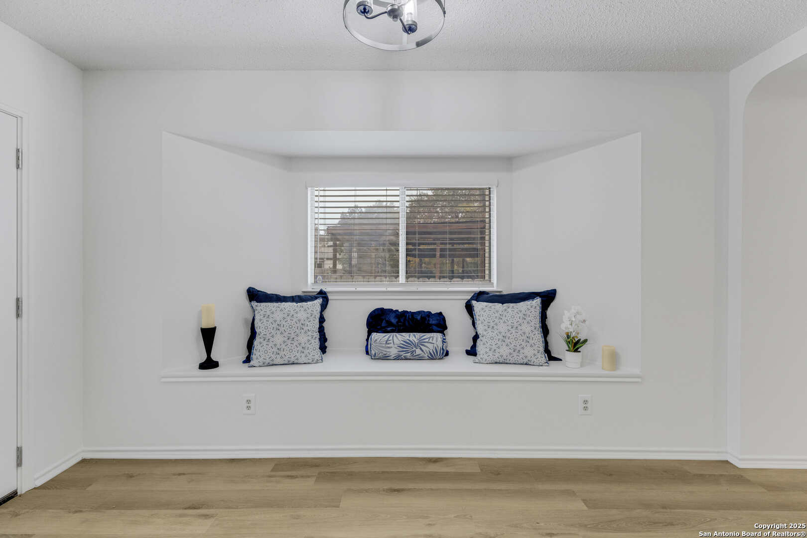 7906 Swindow Circle Converse, TX 78109 - Photo 14 of 26