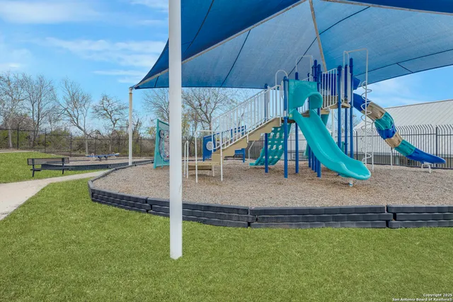 $245,000 | 7906 Swindow Circle, Converse, TX 78109