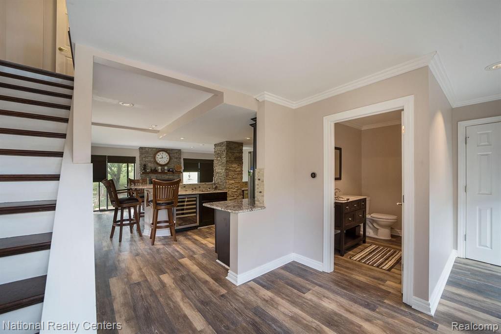 735 Oak Brook Ridge Drive Rochester Hills, MI 48307 - Photo 5 of 30