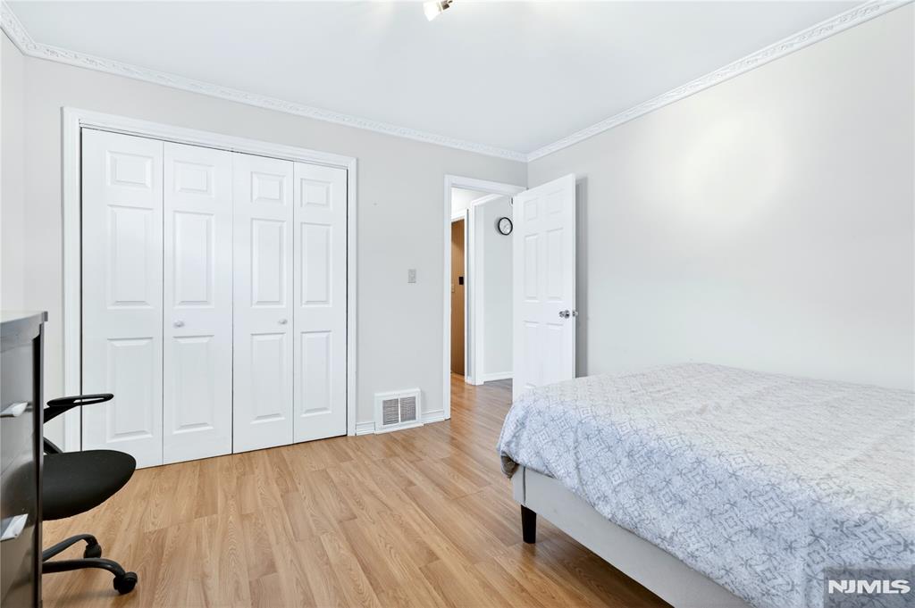 12 Stony Hill Road Clifton, NJ 07013 - Photo 16 of 35