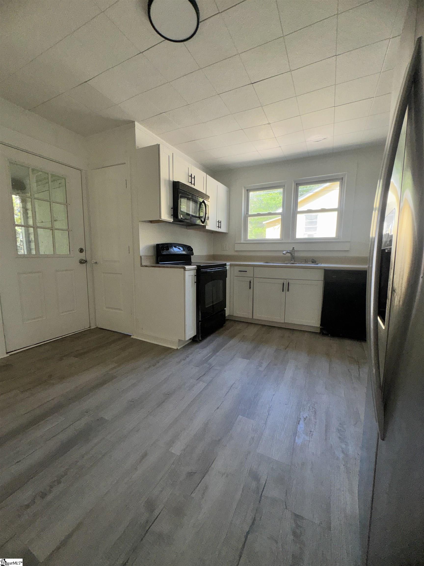 6 Riverside Street Laurens, SC 29360 - Photo 8 of 19
