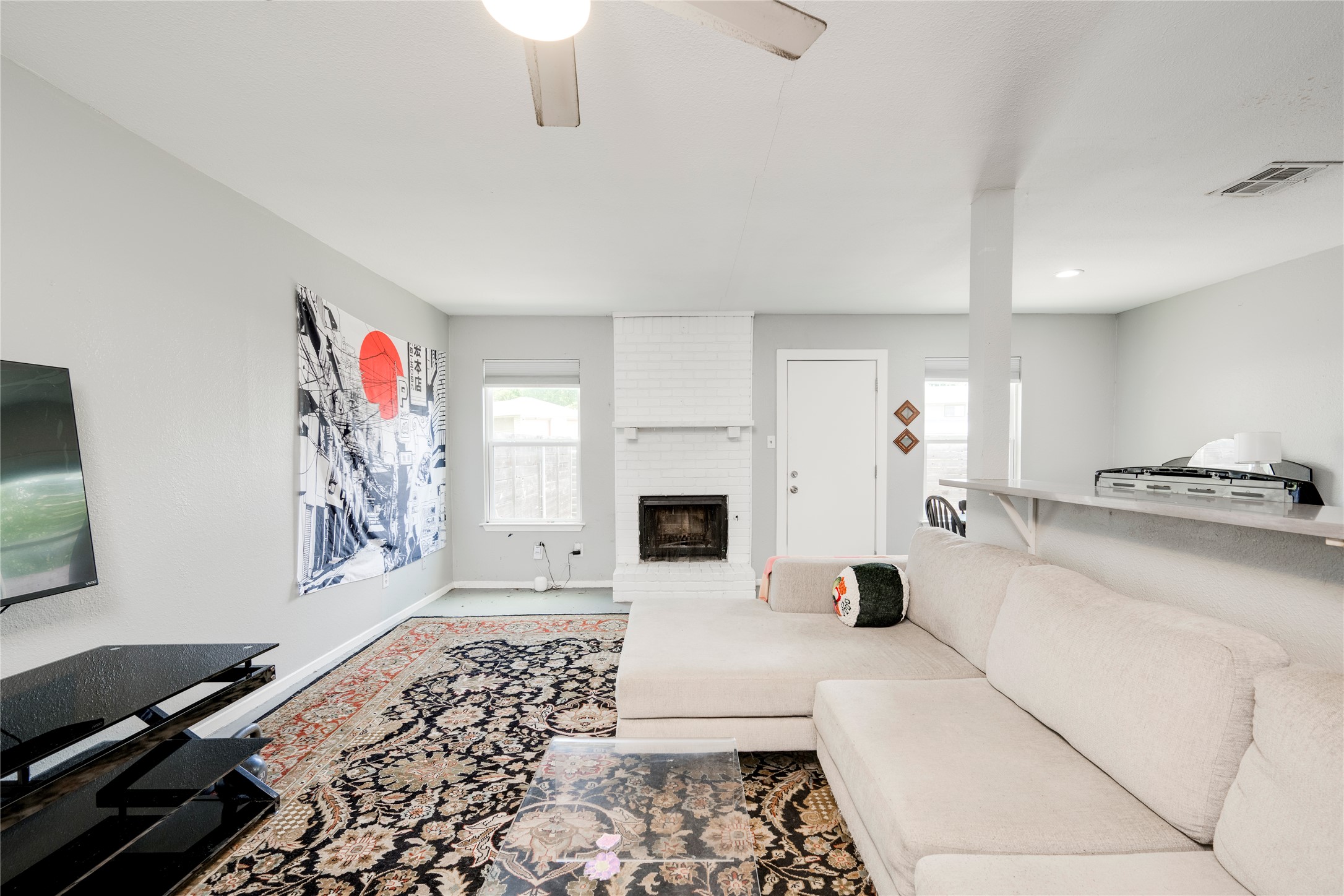 2315 Burleson Road Austin, TX 78741 - Photo 17 of 29