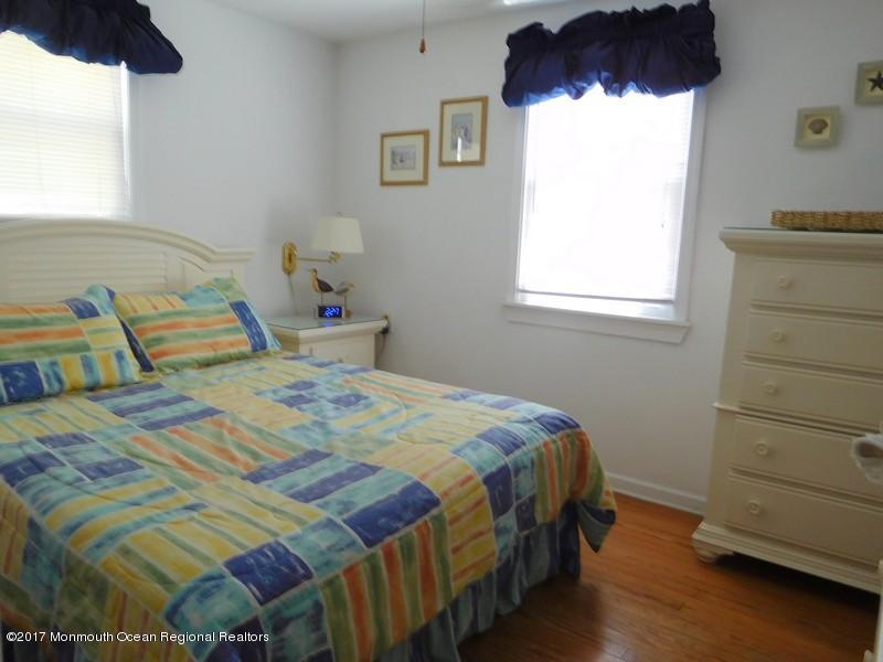 27 South Surf Road Lavallette, NJ 08735 - Photo 7 of 9 Silver Beach Ocean Block