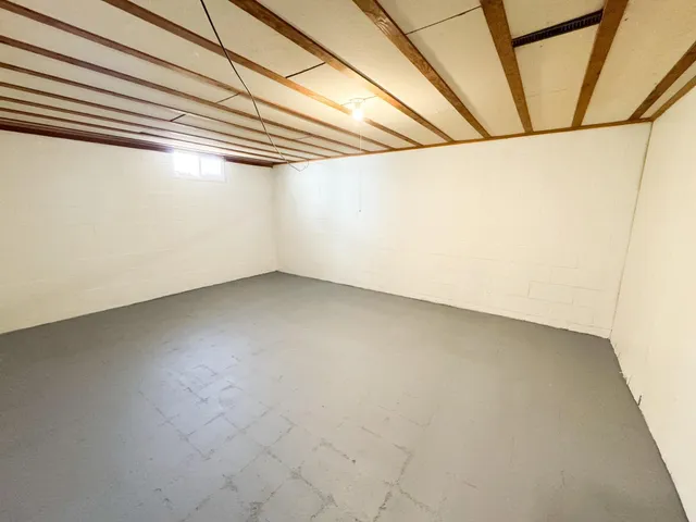 $136,000 | 406 Northeast 4th Street, Fulda, MN 56131