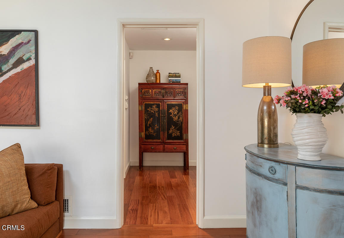1354 Brixton Road Pasadena, CA 91105 - Photo 15 of 38 1354 Brixton_104v1_mls