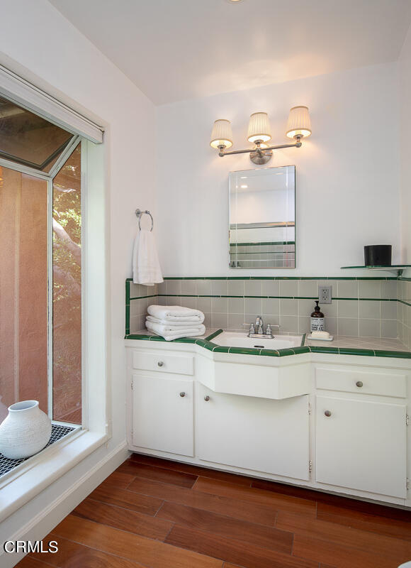 1354 Brixton Road Pasadena, CA 91105 - Photo 20 of 38 1354 Brixton_243v2_mls