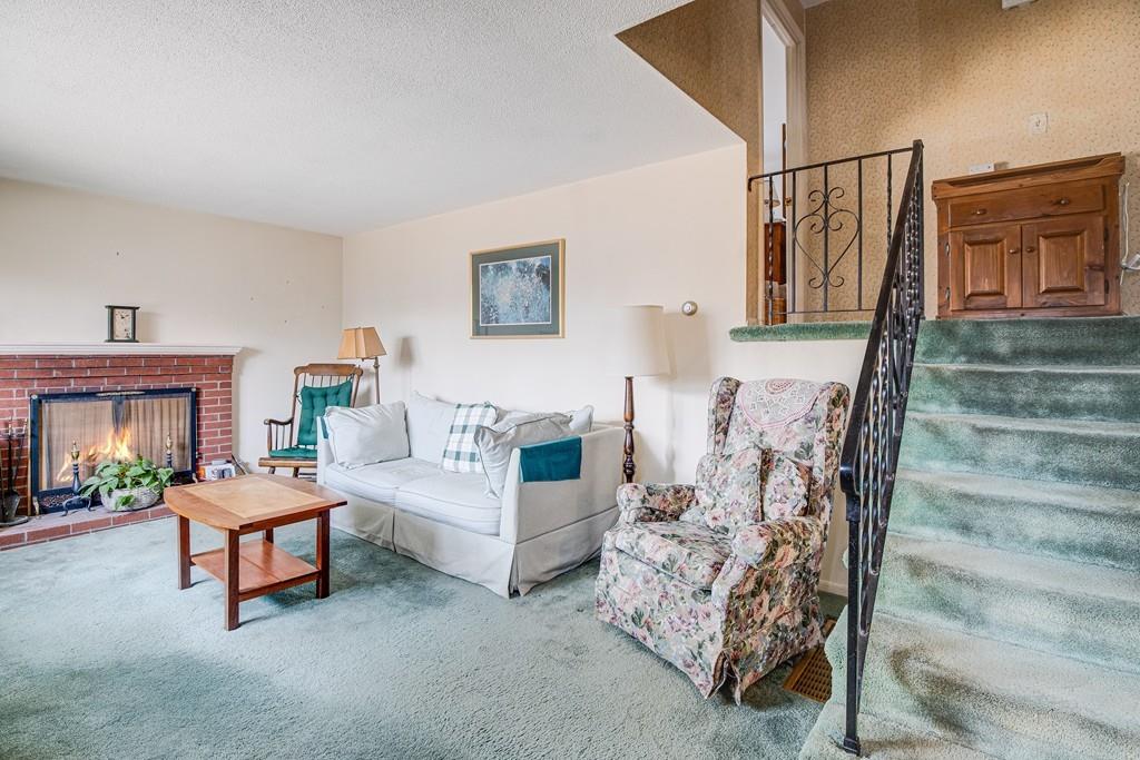 6 Maple Road Wilmington, MA 01887 - Photo 6 of 17 Gallery Image 6