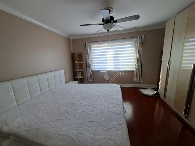 $198,000 | 664 Pinecrest Drive, Unit 302, Prospect Heights, IL 60070