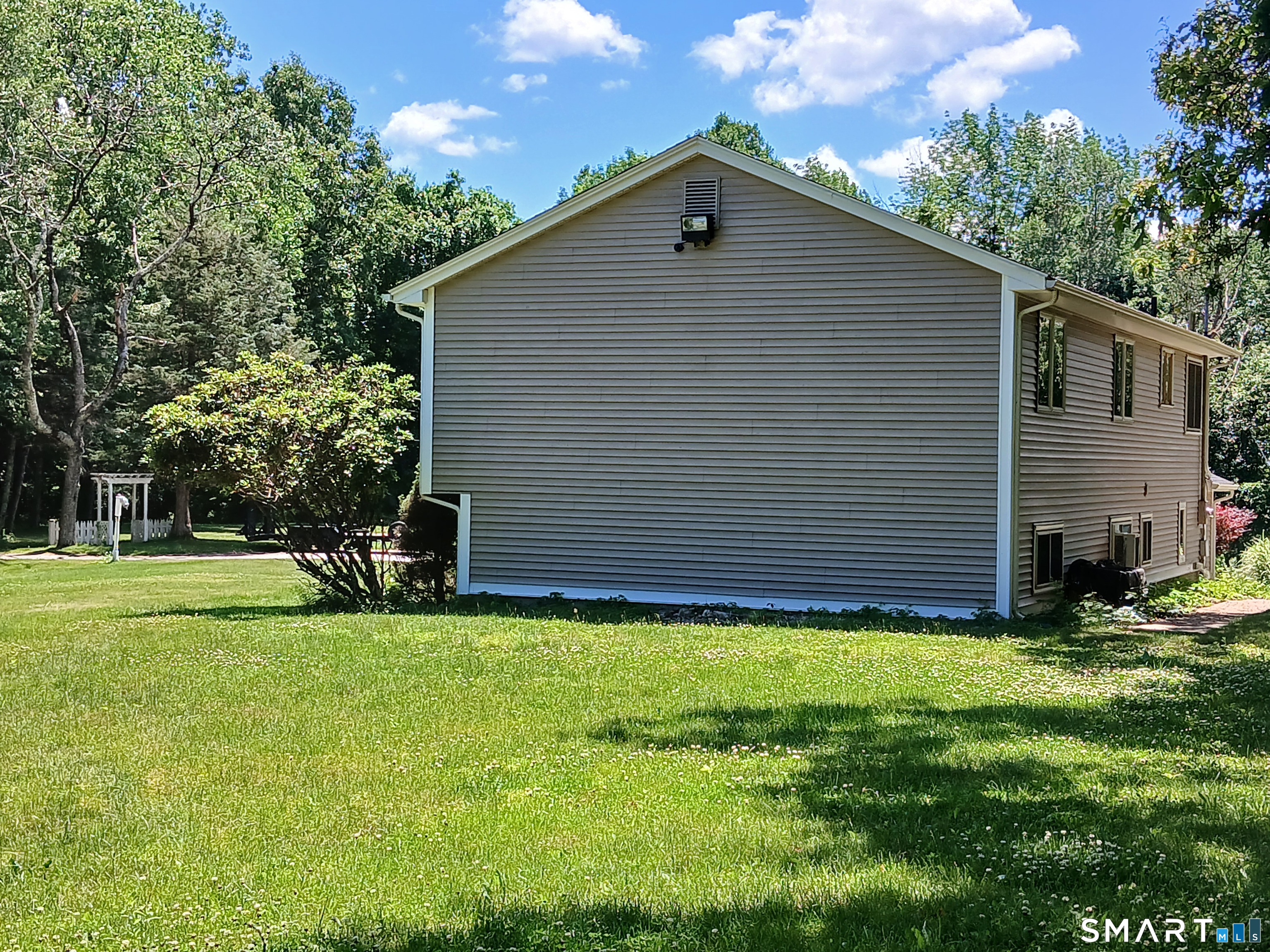 862 Babcock Hill Road Coventry, CT 06238 - Photo 6 of 39