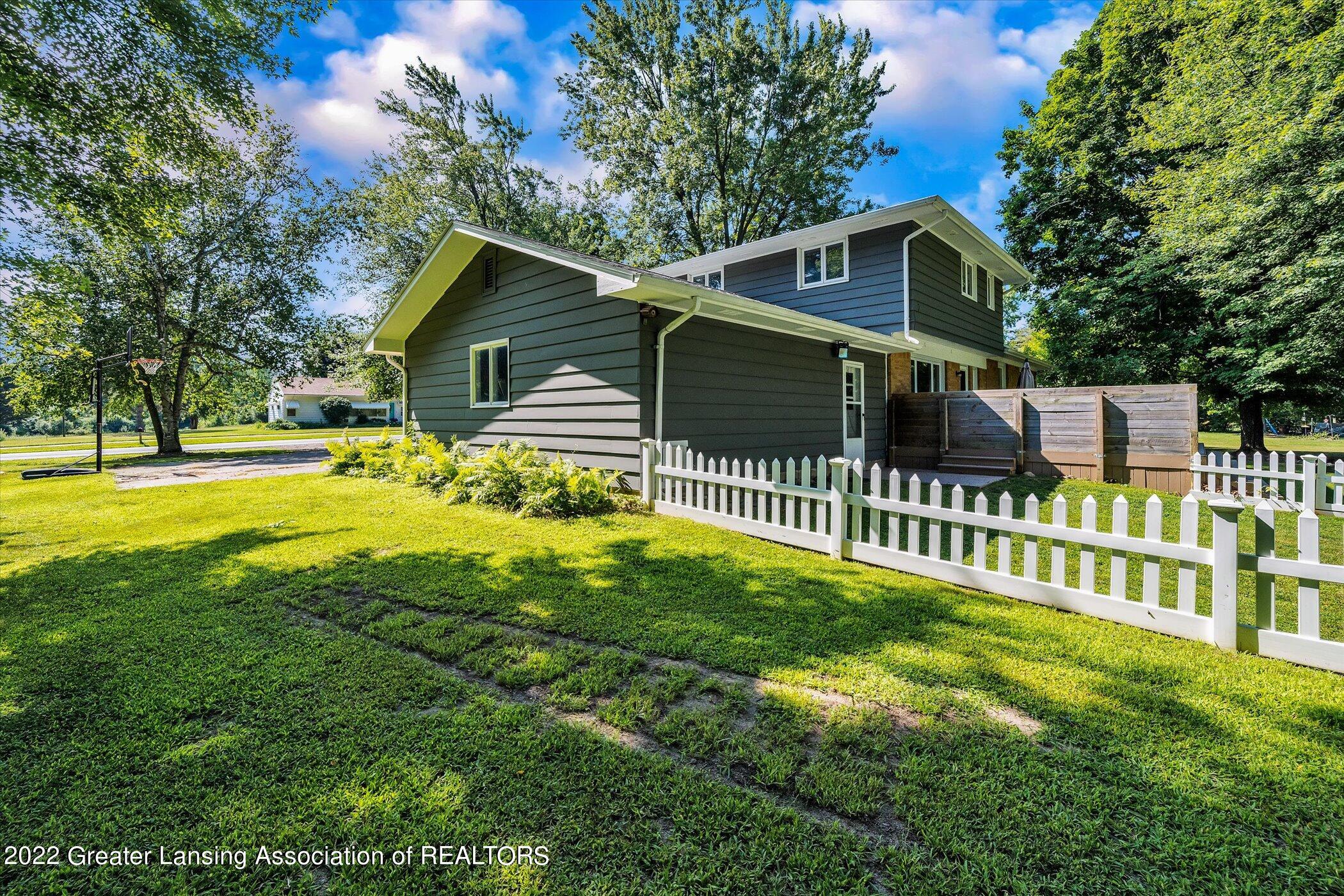 5671 Green Road Haslett, MI 48840 - Photo 29 of 52 30-5671-Green-Rd-WindowStill-Real-Estate