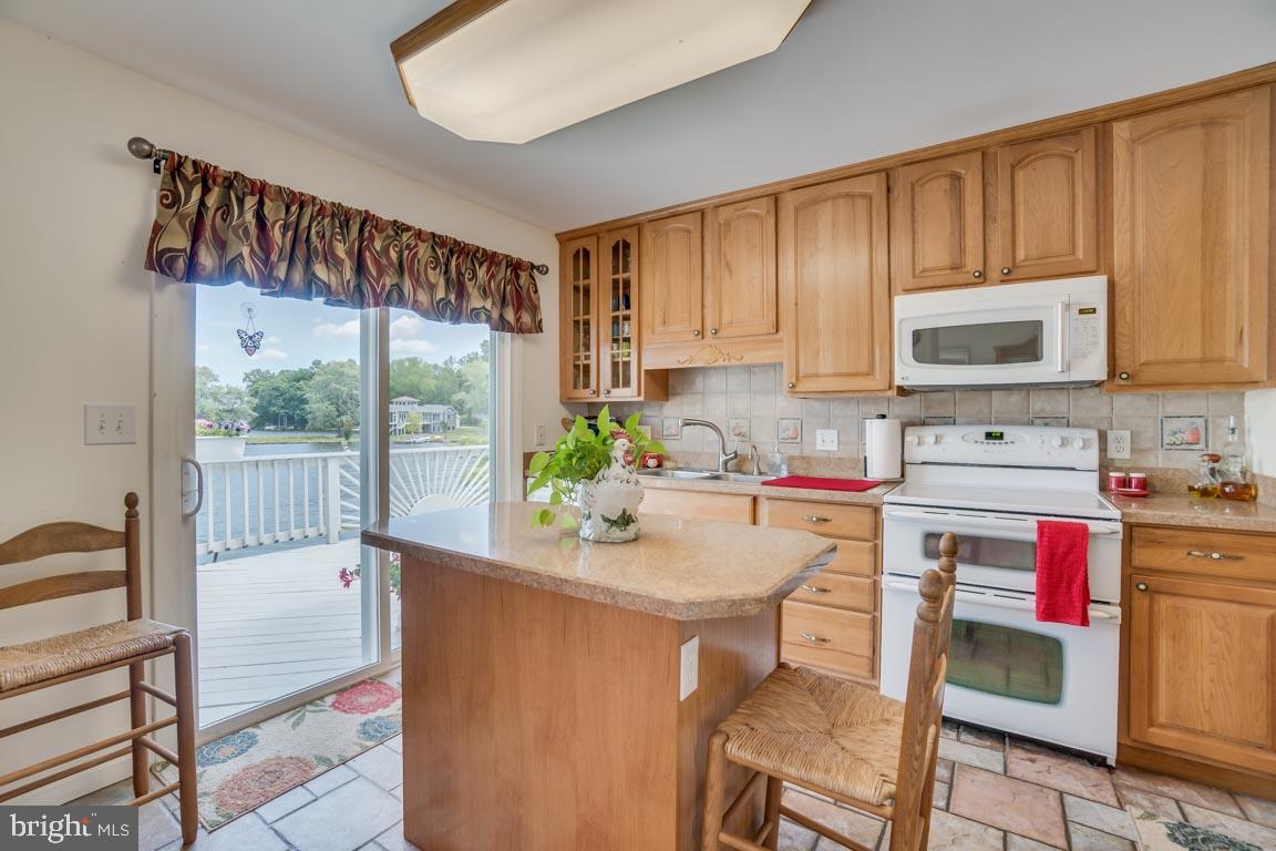 116 Pleasant Grove Road Locust Grove, VA 22508 - Photo 11 of 34 You will like the lake view from the kitchen