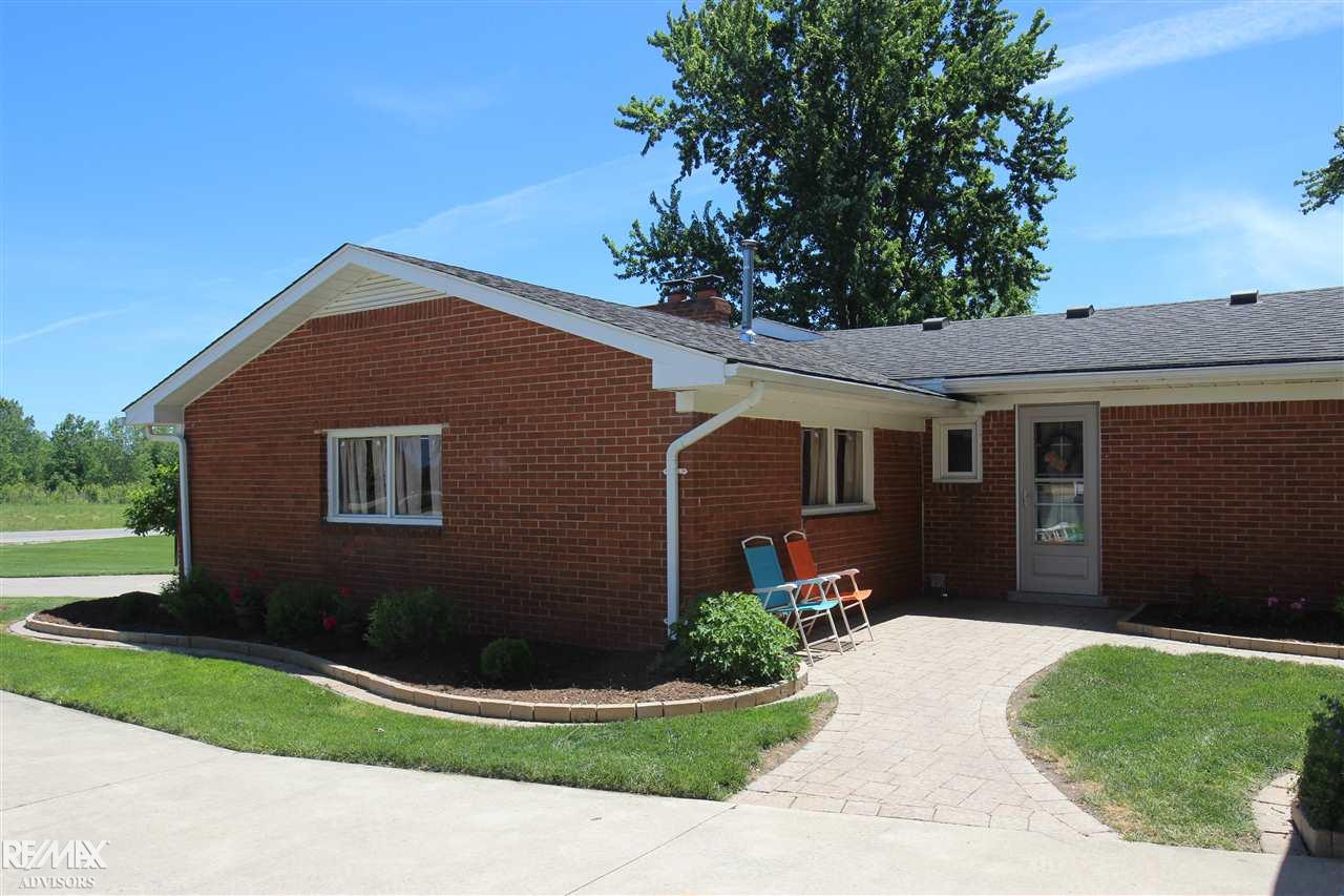 56205 Omo Road Macomb, MI 48042 - Photo 8 of 60