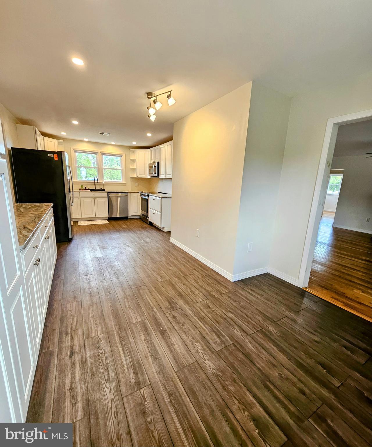 607 Alvine Road Pittsgrove, NJ 08318 - Photo 13 of 56 Gallery Image 13