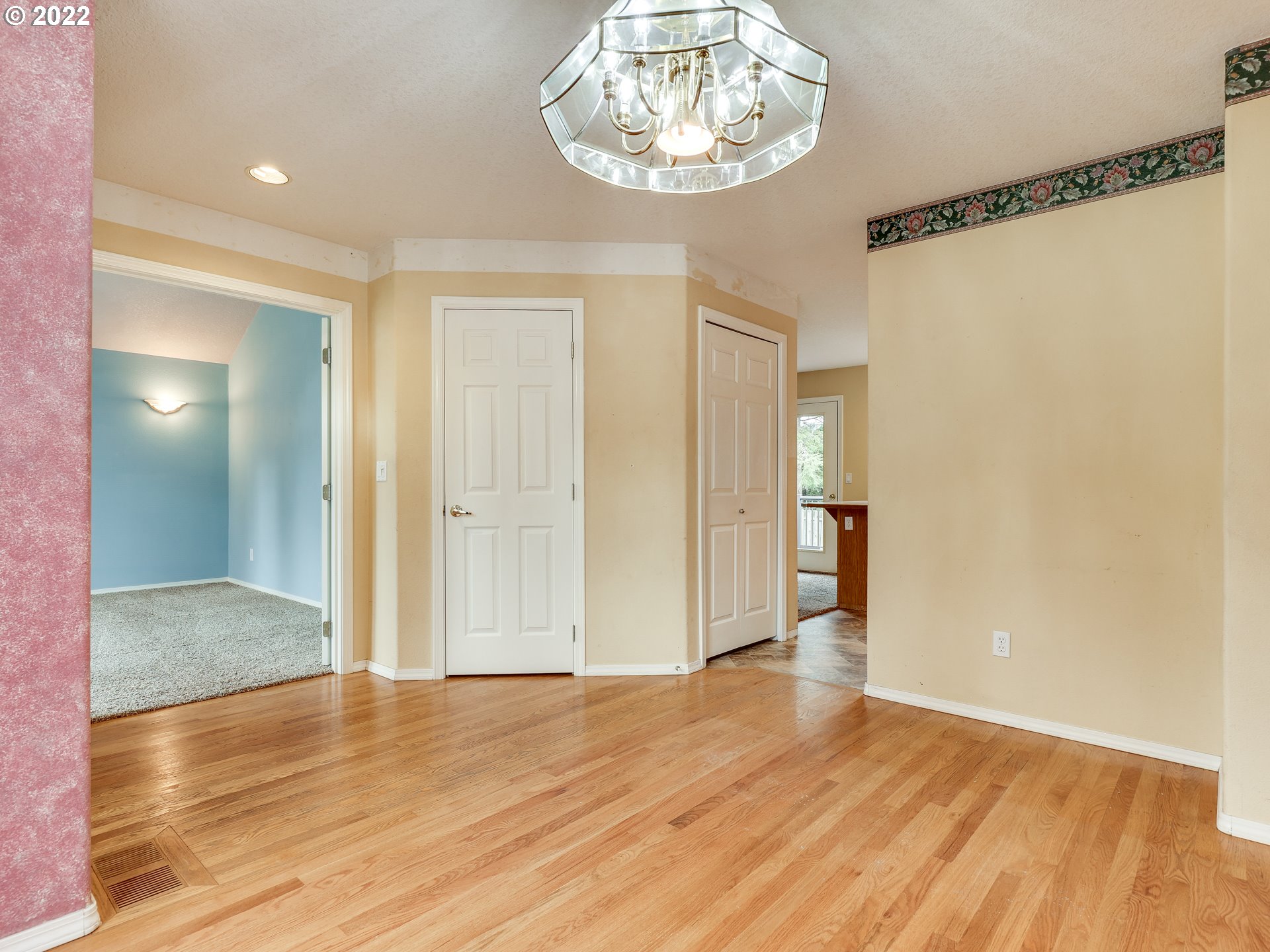 16635 Southwest Meinecke Road Sherwood, OR 97140 - Photo 10 of 32 Gallery Image 10