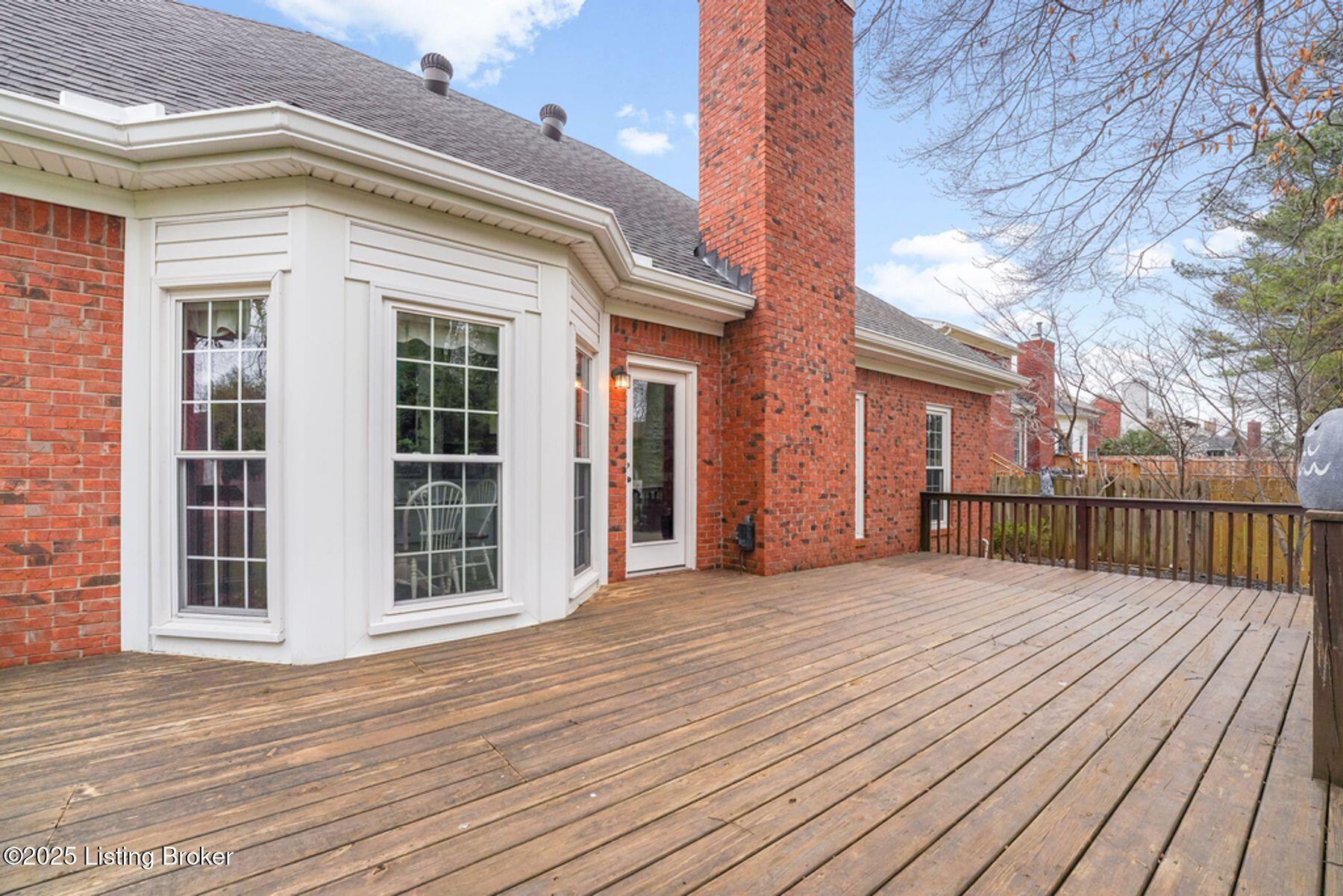 10424 Edgewater Road Louisville, KY 40223 - Photo 34 of 46 Decking in Great Shape