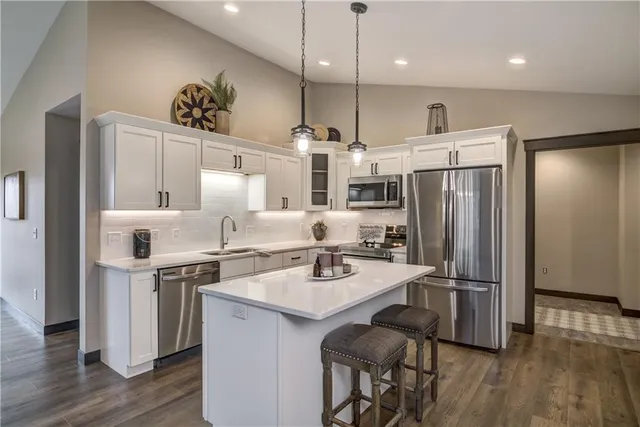 $389,900 | 230 South Chestnut Street, Ellsworth, WI 54011