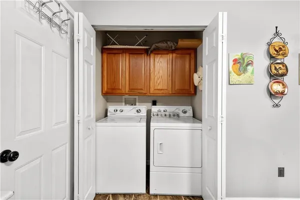 $320,000 | 220 Brae Glen Drive, Canonsburg, PA 15317