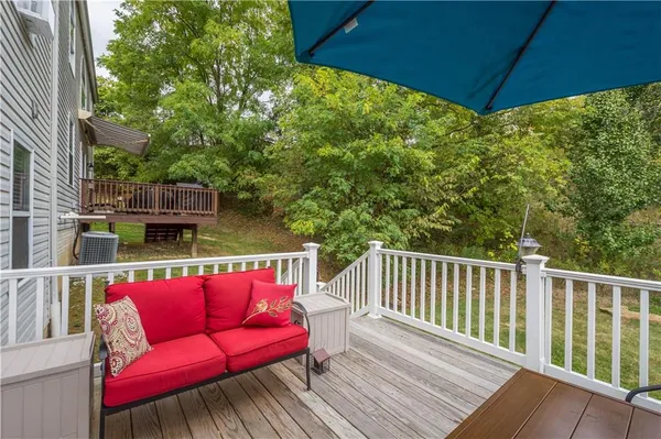 $320,000 | 220 Brae Glen Drive, Canonsburg, PA 15317