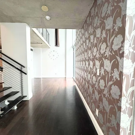 $4,400 | 690 Southwest 1st Court, Unit PHI24, Miami, FL 33130
