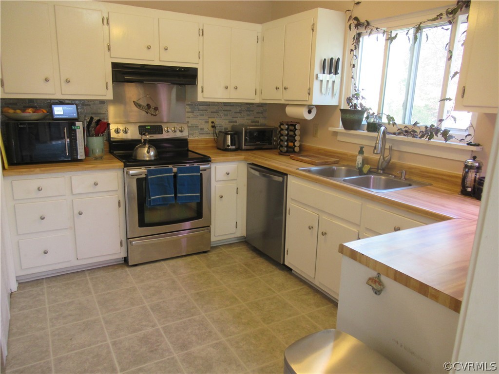 1449 Lockett Ridge Road Midlothian, VA 23114 - Photo 6 of 23 Gallery Image 6