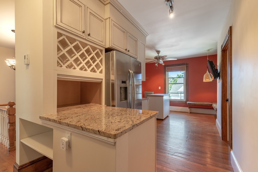 32 Outlook Road, Unit 2 Swampscott, MA 01907 - Photo 12 of 38 Gallery Image 12