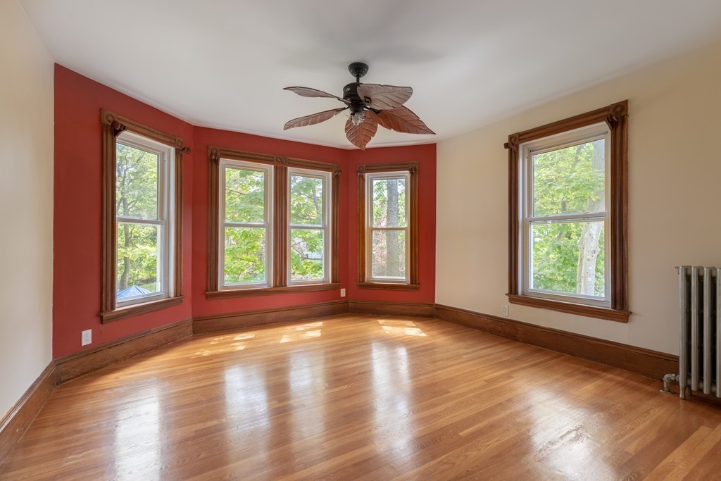 32 Outlook Road, Unit 2 Swampscott, MA 01907 - Photo 18 of 38 Gallery Image 18