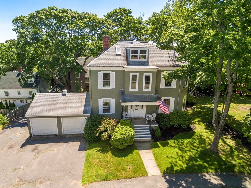 32 Outlook Road, Unit 2 Swampscott, MA 01907 - Photo 4 of 38 Gallery Image 4
