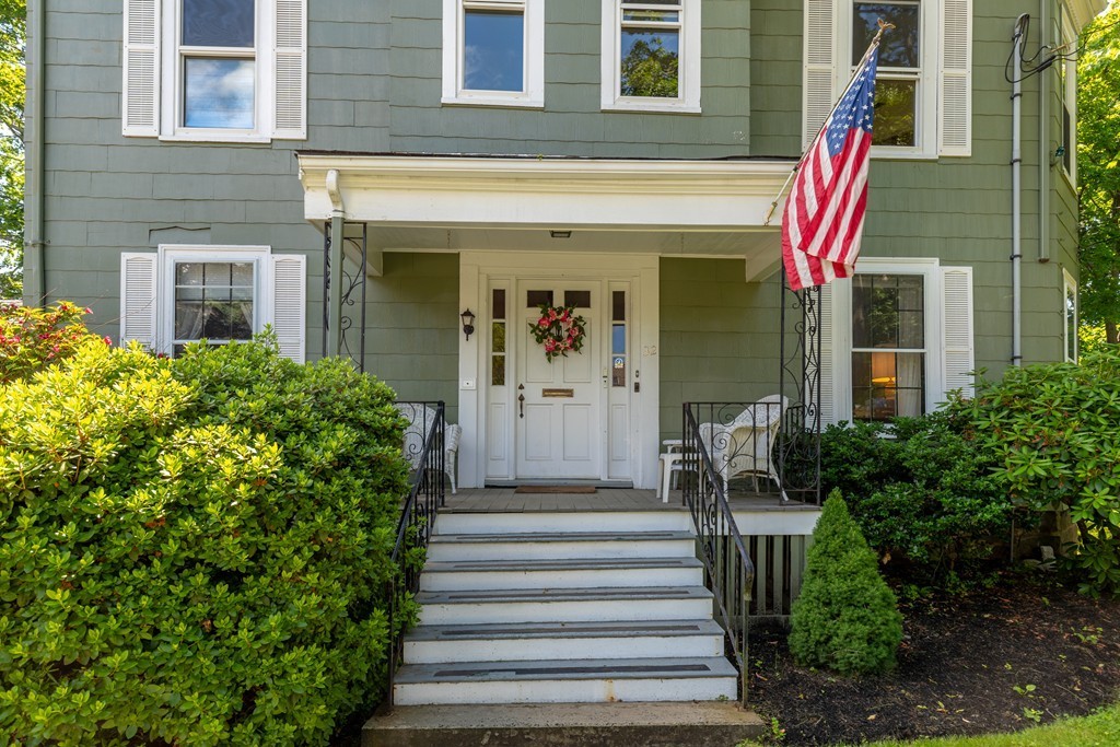 32 Outlook Road, Unit 2 Swampscott, MA 01907 - Photo 9 of 38 Gallery Image 9