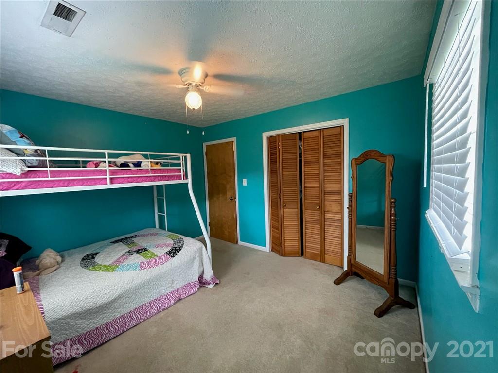1875 Enon Road Valdese, NC 28690 - Photo 13 of 44 Gallery Image 13