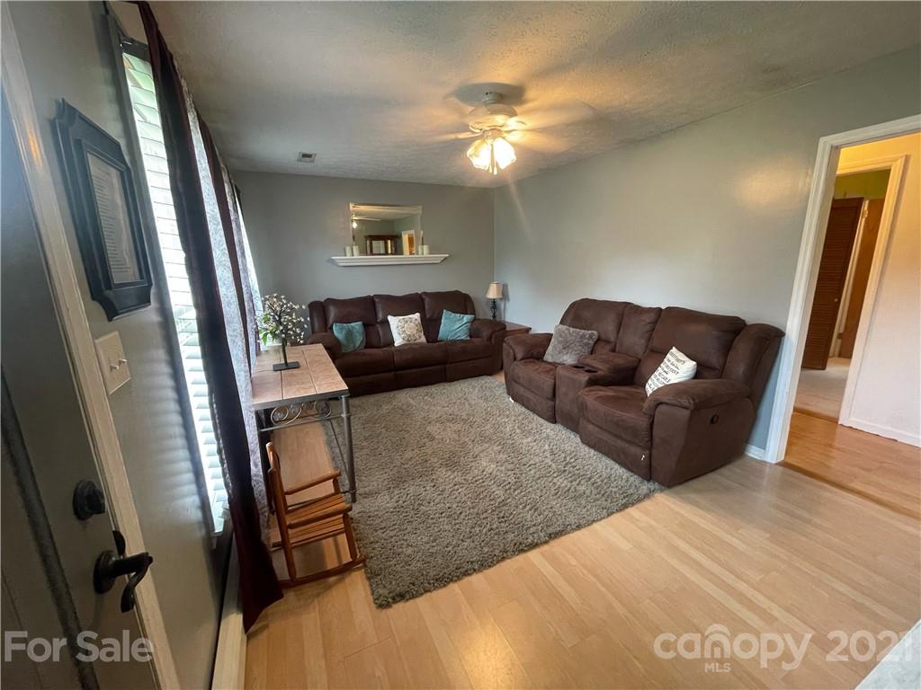 1875 Enon Road Valdese, NC 28690 - Photo 23 of 44 Gallery Image 23