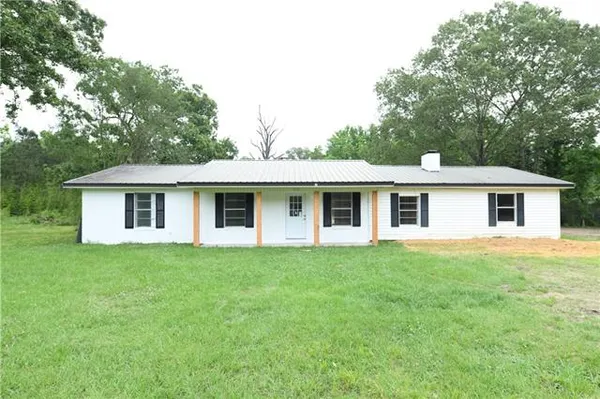 $185,000 | 26 H Brown Street, Deville, LA 71328