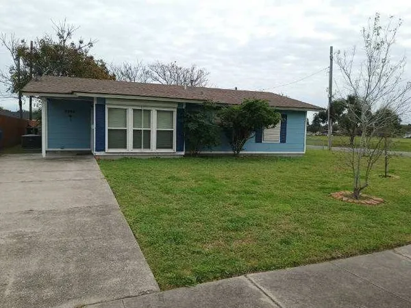 $1,500 | 4234 Sherwood Drive, Corpus Christi, TX 78411