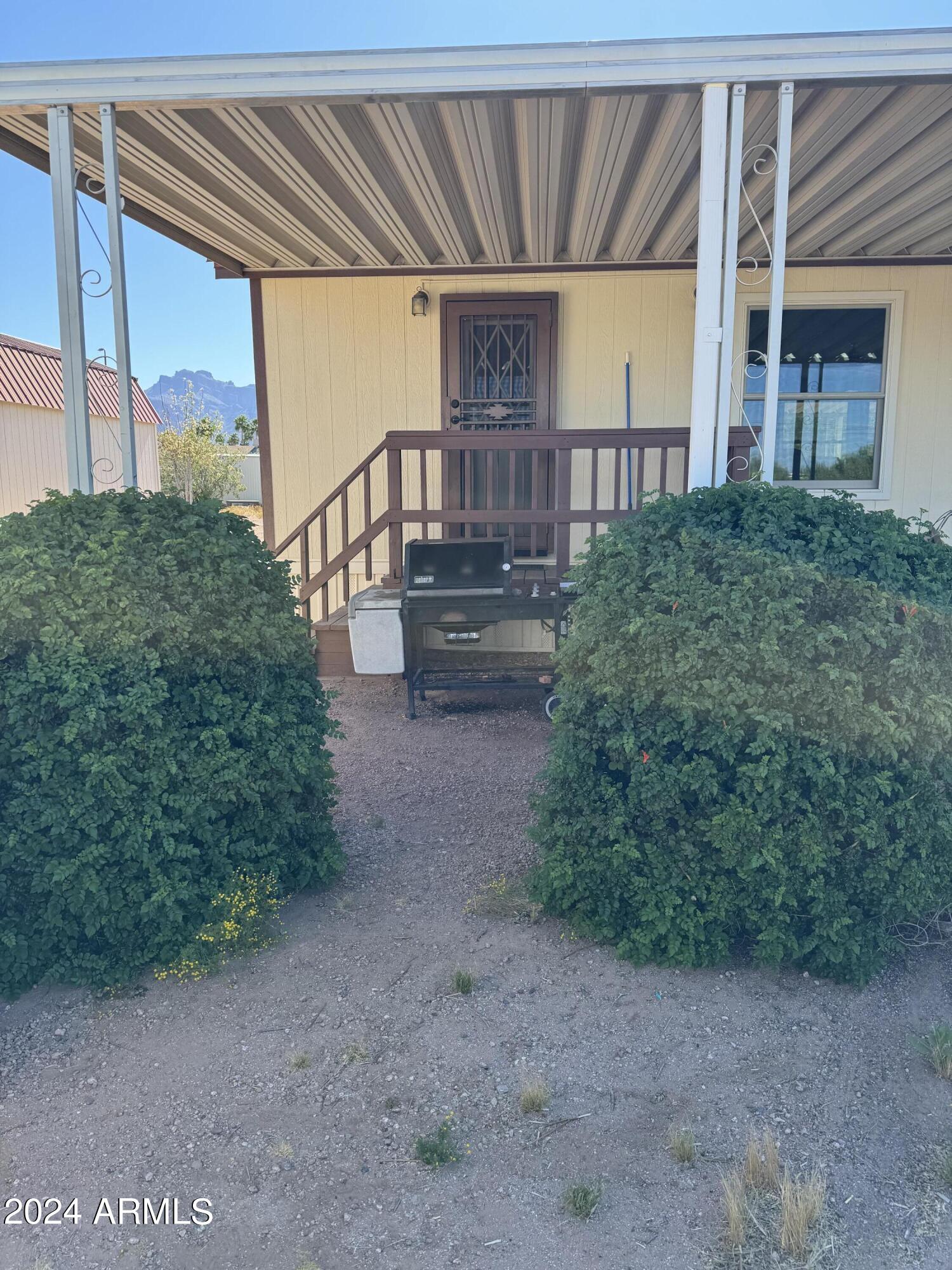 275 South Cactus Road Apache Junction, AZ 85119 - Photo 13 of 14 Photo May 13 2024, 8 54 15 AM