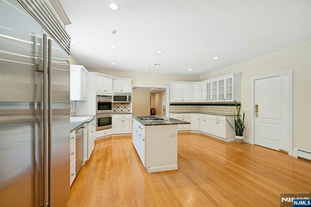 309 Skyridge Road Franklin Lakes, NJ 07417 - Photo 19 of 48