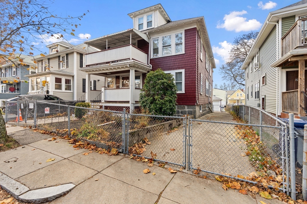 7 Rockwell Street, Unit 1 Boston, MA 02124 - Photo 2 of 27