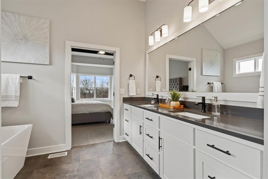 4446 Tee Box Drive Basehor, KS 66007 - Photo 22 of 48