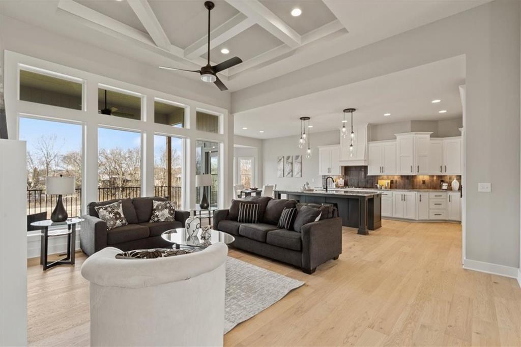 4446 Tee Box Drive Basehor, KS 66007 - Photo 5 of 48