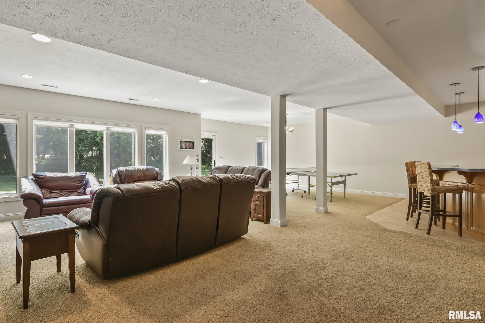 6309 Wind Tree Road Springfield, IL 62712 - Photo 36 of 62