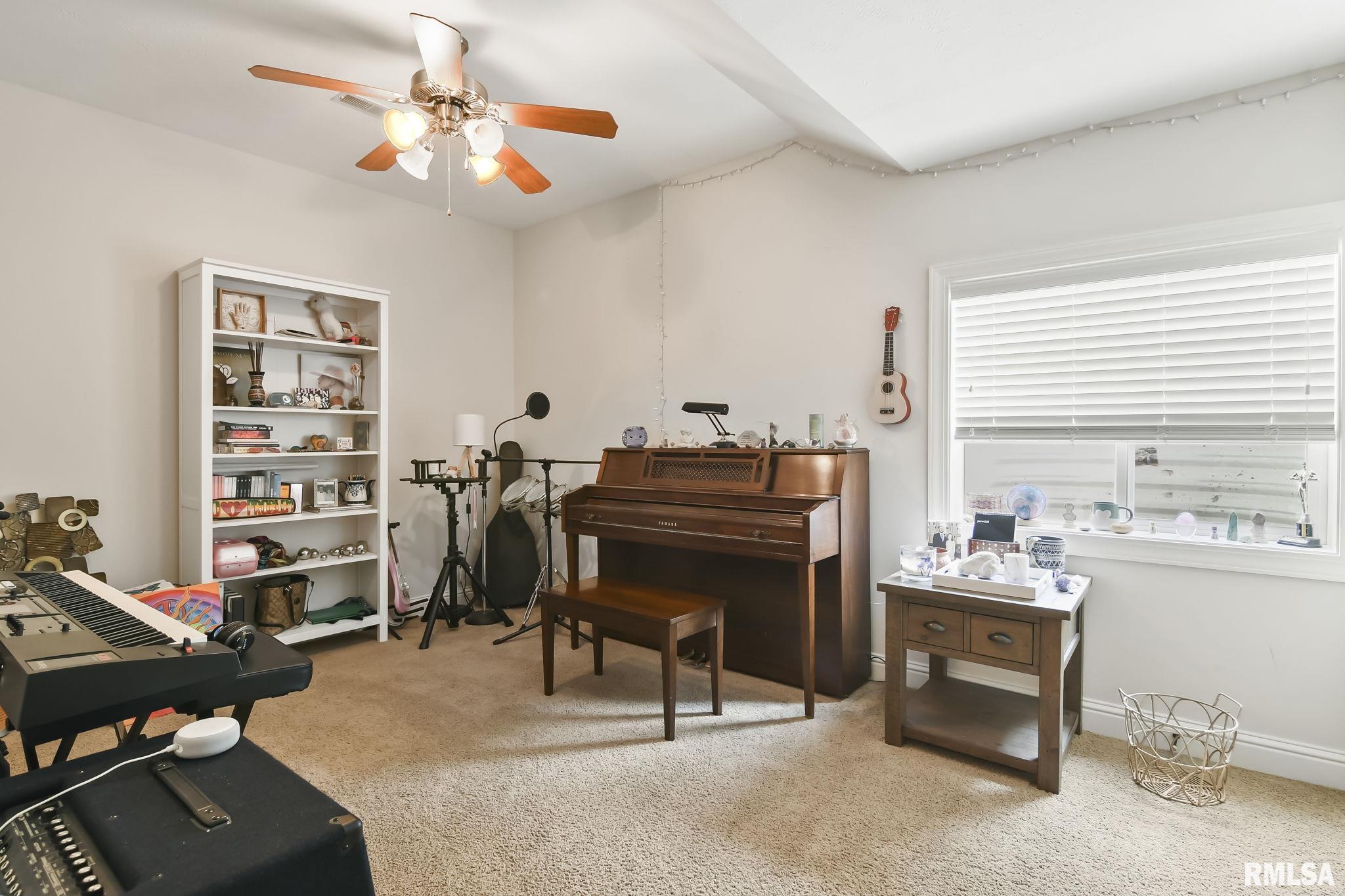 6309 Wind Tree Road Springfield, IL 62712 - Photo 47 of 62