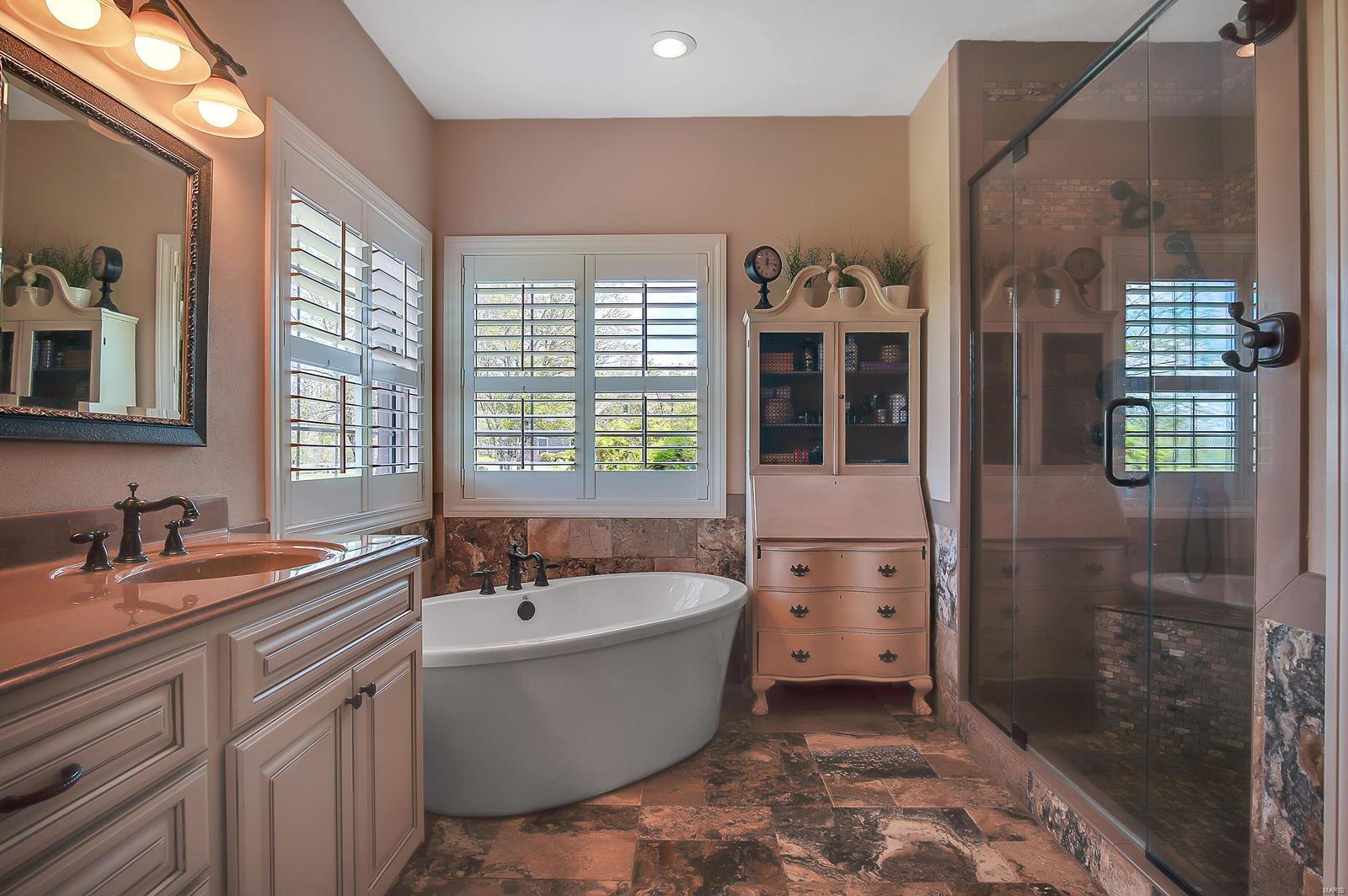 13648 Alpine Way Highland, IL 62249 - Photo 25 of 52 Gallery Image 25