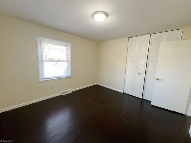 $1,300 | 2200 Textile Drive, Greensboro, NC 27405