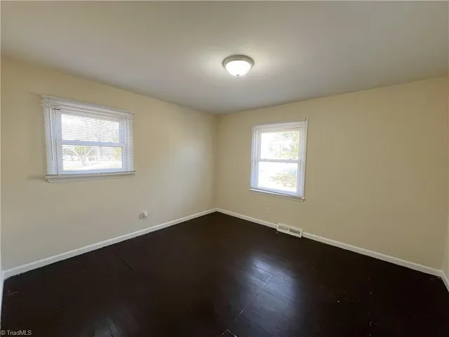 $1,300 | 2200 Textile Drive, Greensboro, NC 27405